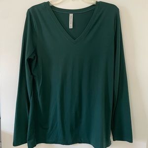 ZENANA Outfitters dark green v-neck long sleeve shirt
